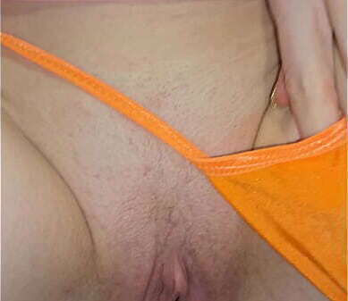 Wife fucked multiple creampies