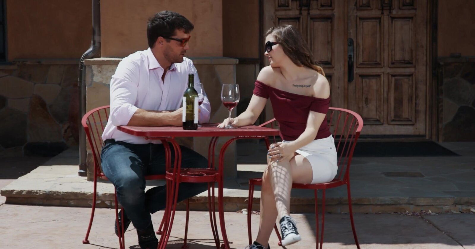 Beautiful woman with long hair Devon Green enjoys good pussy licking.