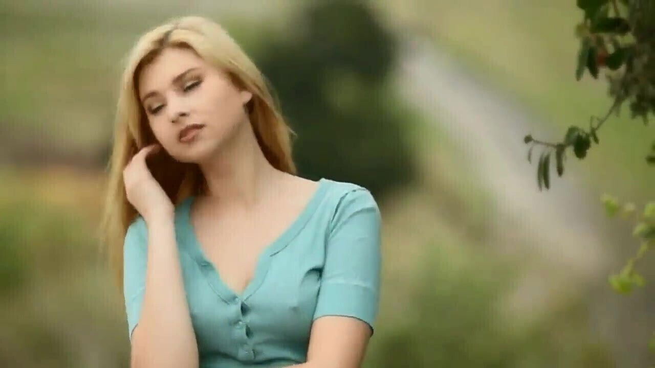 Molly Bennett Digital Desire