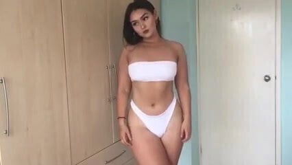 Laura PAWG Bikini Edit