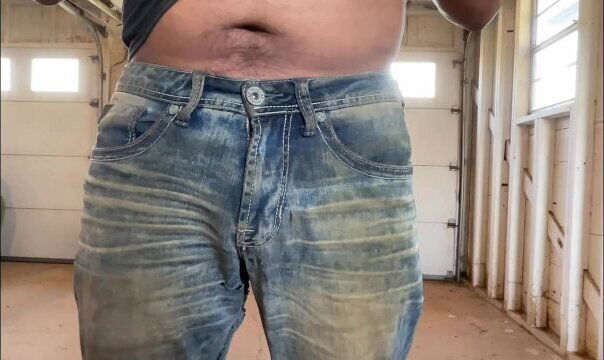 Piss compilation (toilet pissing, sexy pissing while working pissing jeans)