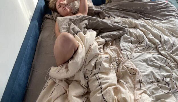 young student woke after wild night brought herself orgasm.