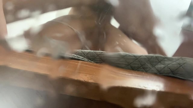 vecina termina escuela llega casa antes suya, hago mojarse SQUIRT