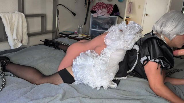 Maid Gets Fucked Doll Machine