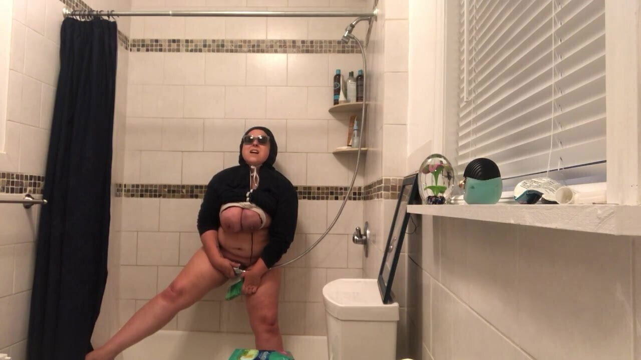 Masturbating with shower head small broom