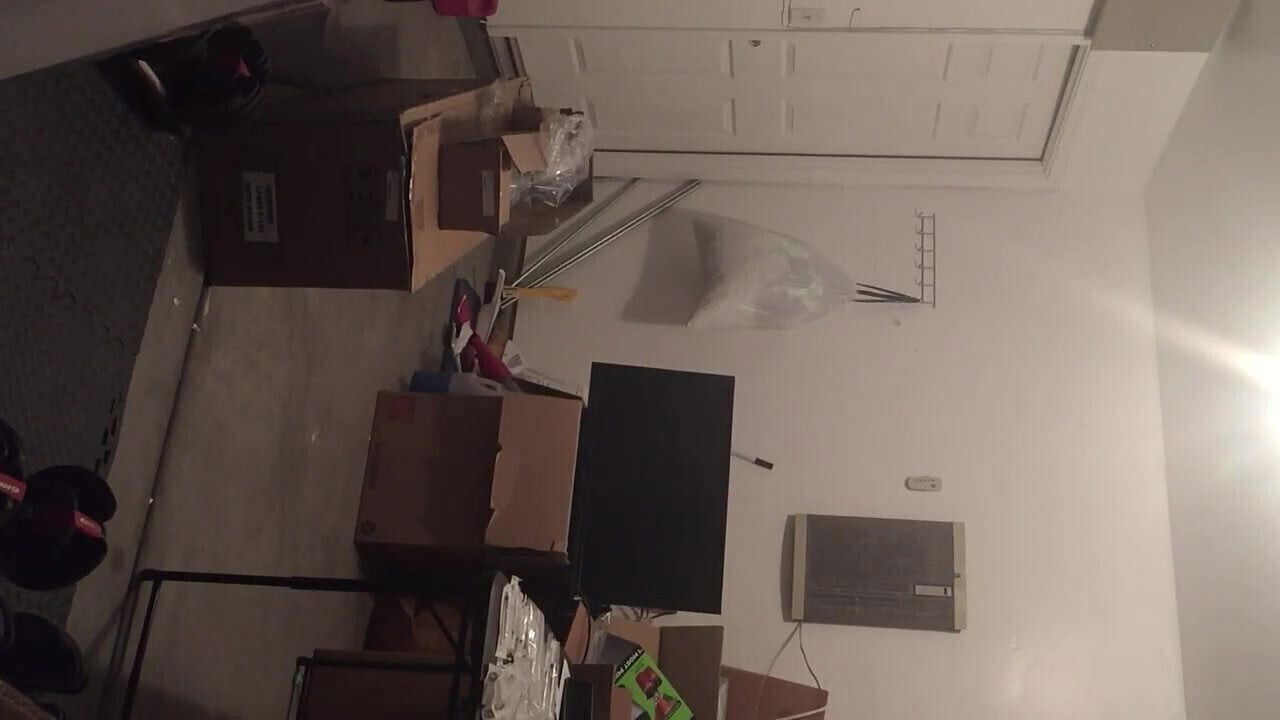 Late night garage suck