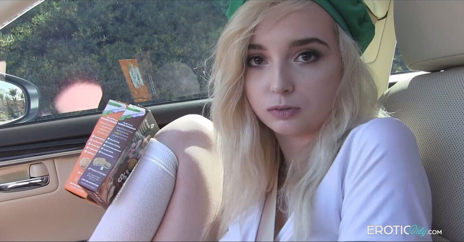 buys cookies from schoolgirl gets lick pussy return