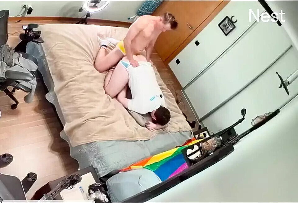 Amateur Couple Fucking Bareback