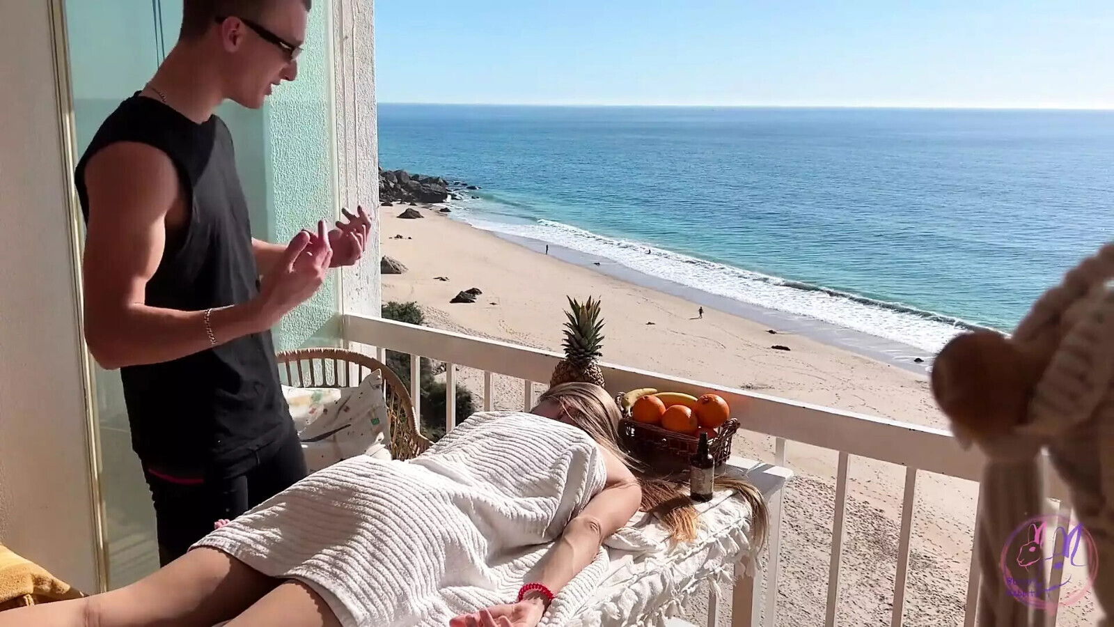 Masseur Call Well Public Spirite Moon