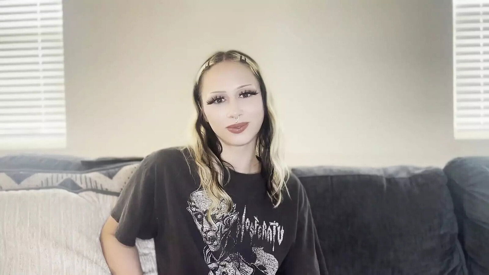 Hannah Quinn Comes Over Cure Addiction