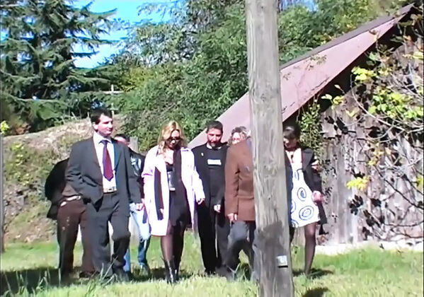 Vintage Busty MILFs Veronica Belli Alessia Donati Lesbian Threesome Outdoor Pussy Licking Dildo