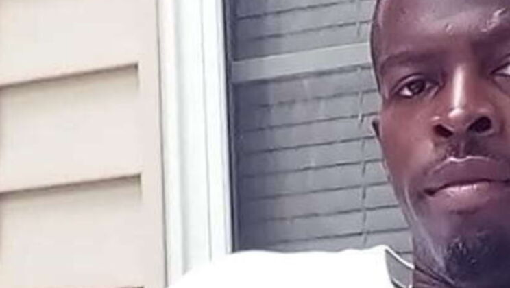 Dboan30 Flashes Huge Porch Public Masturbation