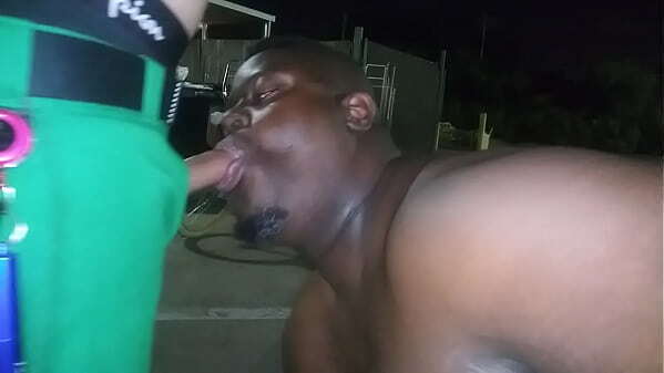 PRETTY MEXICAN DICK BEHIND STORE