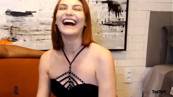 Dando gostoso para f&atilde_ teste sof&aacute_ parte