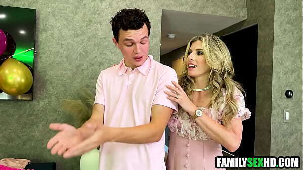 Step &amp_ step sister fuck 18th birthday Fucked family