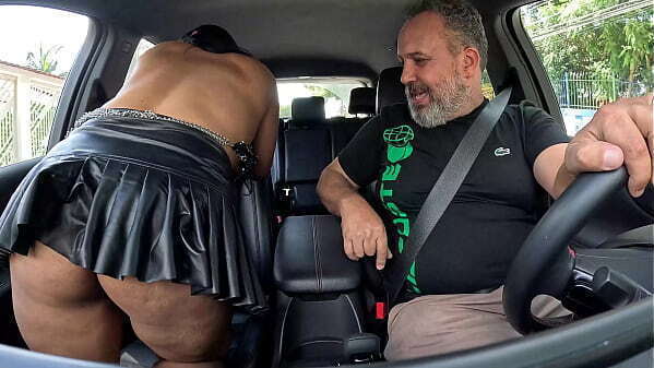 Milf anos leva chumbo rabo pegar carona Dandara Moraes