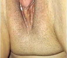 Fudendo a esposa e o marido olhando