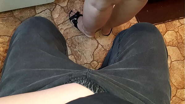 jerk neighbor kitchen while preparing dinner