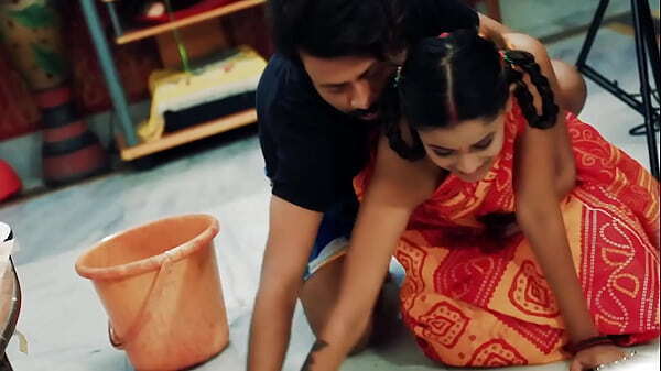 Beautiful Year Indian Kaamwali Seducing Owner With Lusty