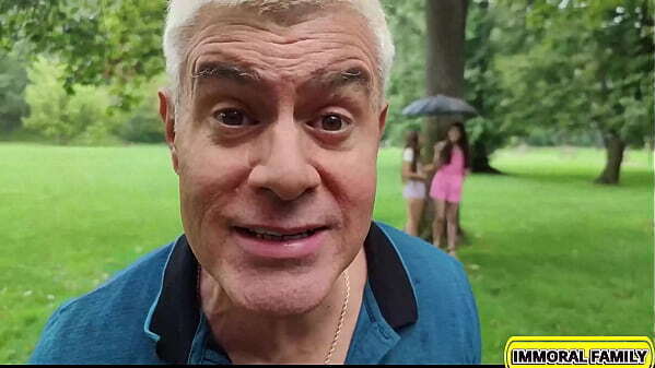 Cheating Cutie Mary Popinese Learns Meaning Valetnine'_S Threesome &ndash_ Immoral Family