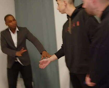 follamos esposa marido pilla para reventarla culo ORGIA INTERRACIAL