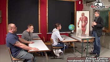 Deutsche Studentin macht amateur Dreier