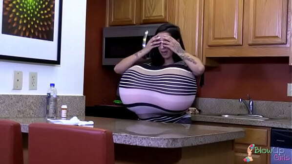 Gostosa Seios Enormes