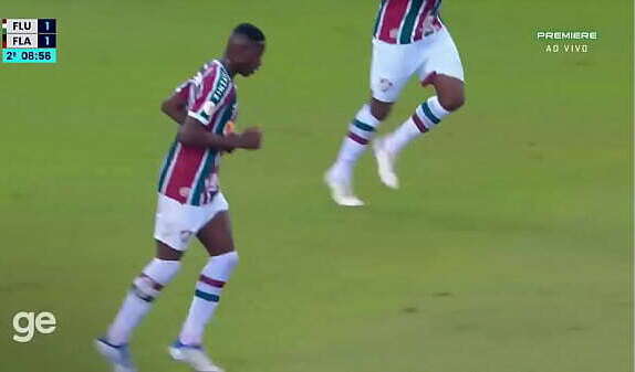 Gabigol acabando comendo Fluminenses minutos