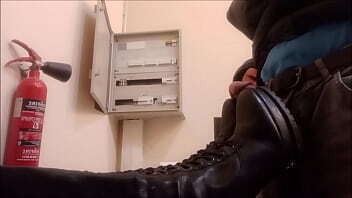 bootjob with cumshot