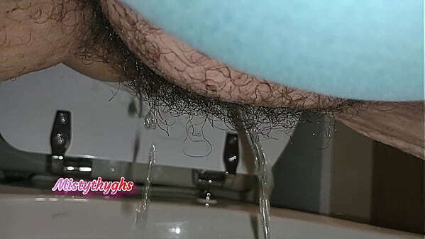 Mistythyghs Taking Piss Getting Fucked Strap-on