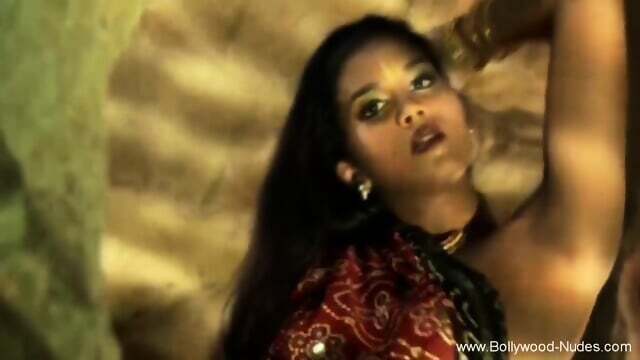 mesmerizing sight this brunette from sexiest India