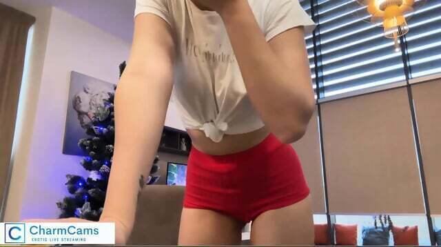 Connect with instantly! chat with live with just click your screen. Free