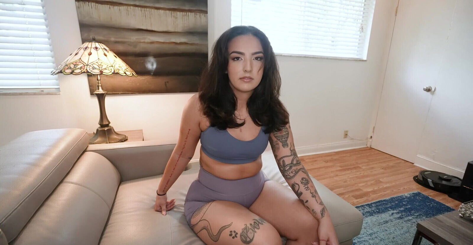 Brunette with nice gets fucked video