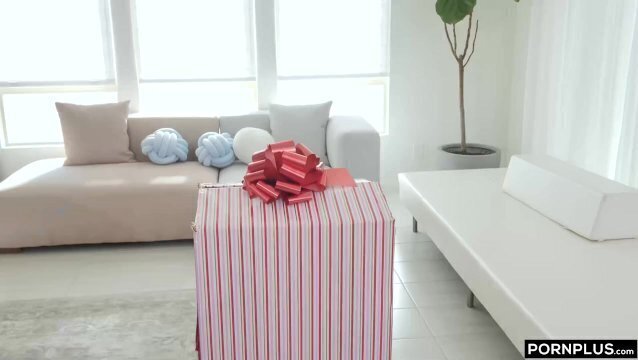 PORN+ Asian Slut Becomes Valentine's Fuck Doll Tommy Clara Trinity