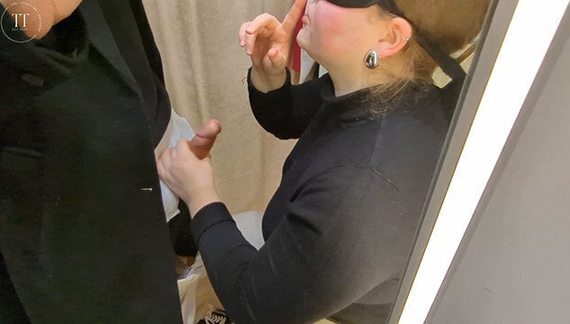 Almost caught employee risky blowjob changing room