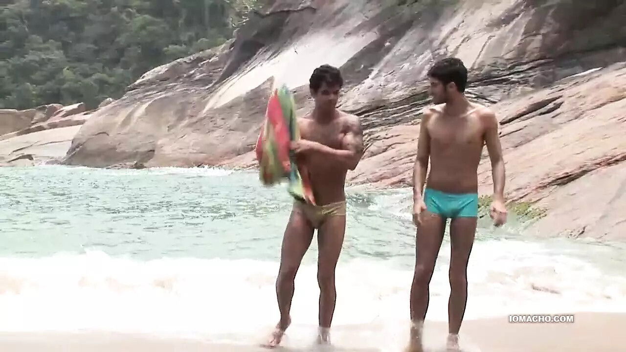 Latinos Junior Kaike Barebacking