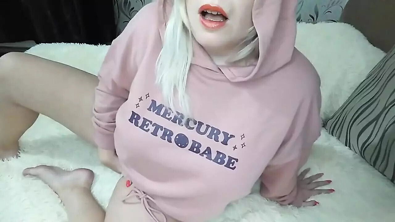 Hairy Pussy Teasing Play