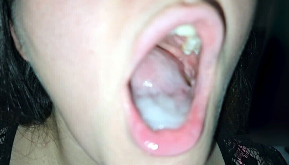 Amateur MILF gave husband BLOWJOB before after SWALLOWED Loads