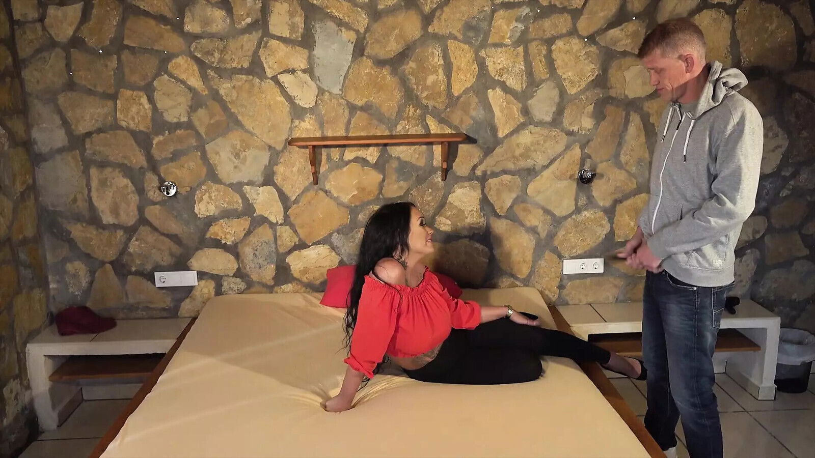 tattooed German slut with gets mouth