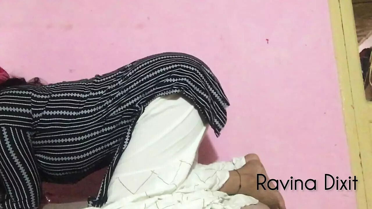 Horny college girl leaked