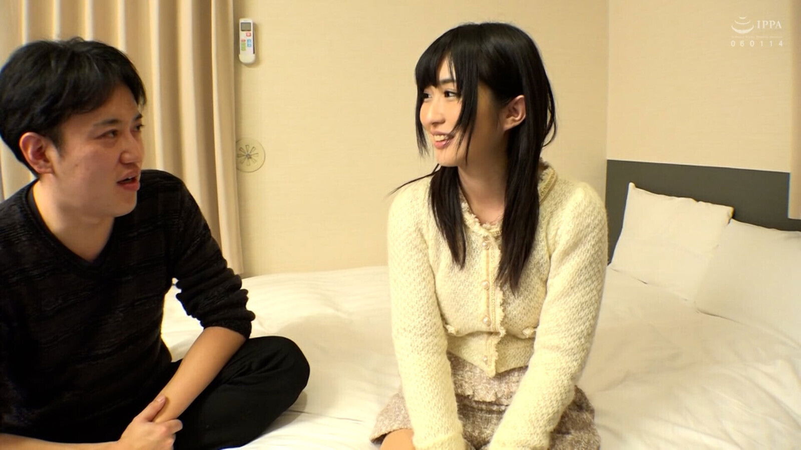 M896G01 young wife accumulates sexual desire behind neat mask betrays husband!