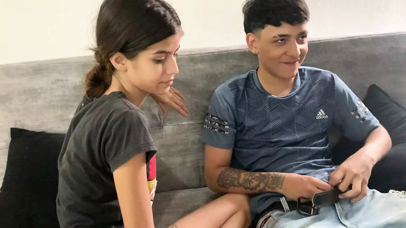 Playing home with stepsister ends fuck