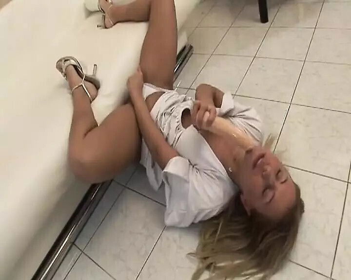 Top-notch German blonde fucked