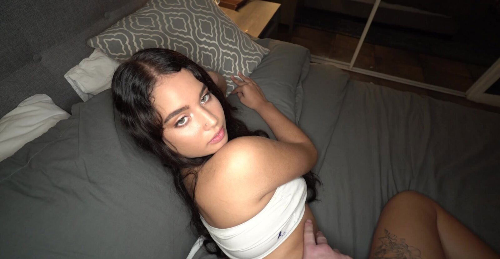 Brunette chick enjoys sucking boyfriend's dick Sofi Summers