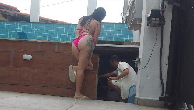 MORENA MARRIED WAITED HUSBAND LEAVE HOUSE GIVE PUSSY SWIMMING POOL