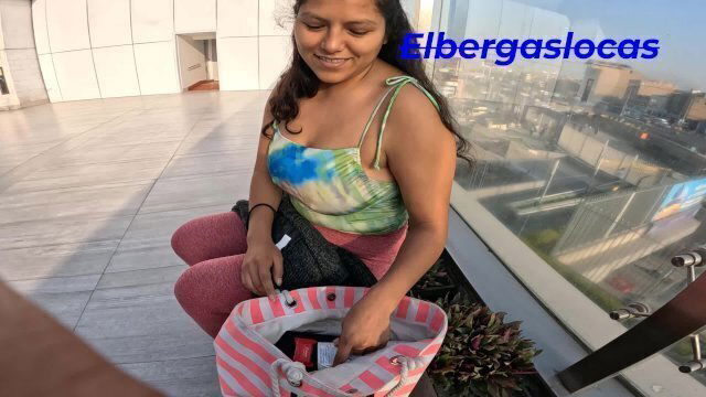 ofresco boca come culo paga, termino pagando coño culo