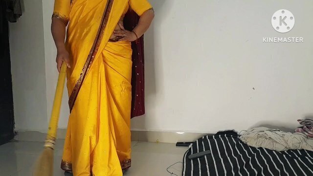 CLEVER DEVAR FUCK BHABHI HINDI AUDIO.