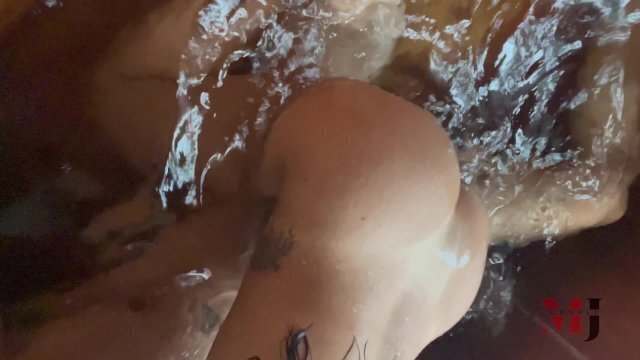 Fucking deserted cabin