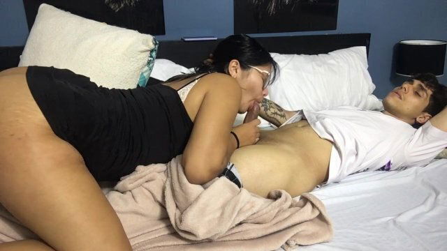 give boyfriend's blowjob until have orgasm.