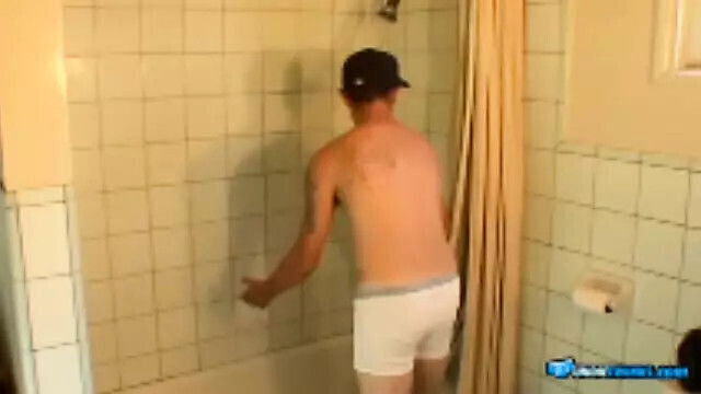 Twink Grant Hiller Spiced Bath Time Stroking